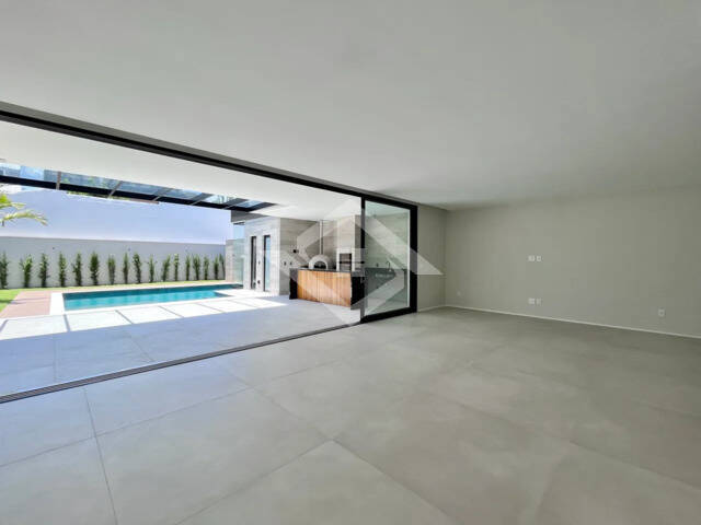 Casa à venda com 4 quartos, 400m² - Foto 9