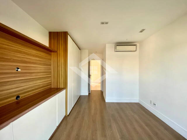 Apartamento à venda com 4 quartos, 233m² - Foto 9