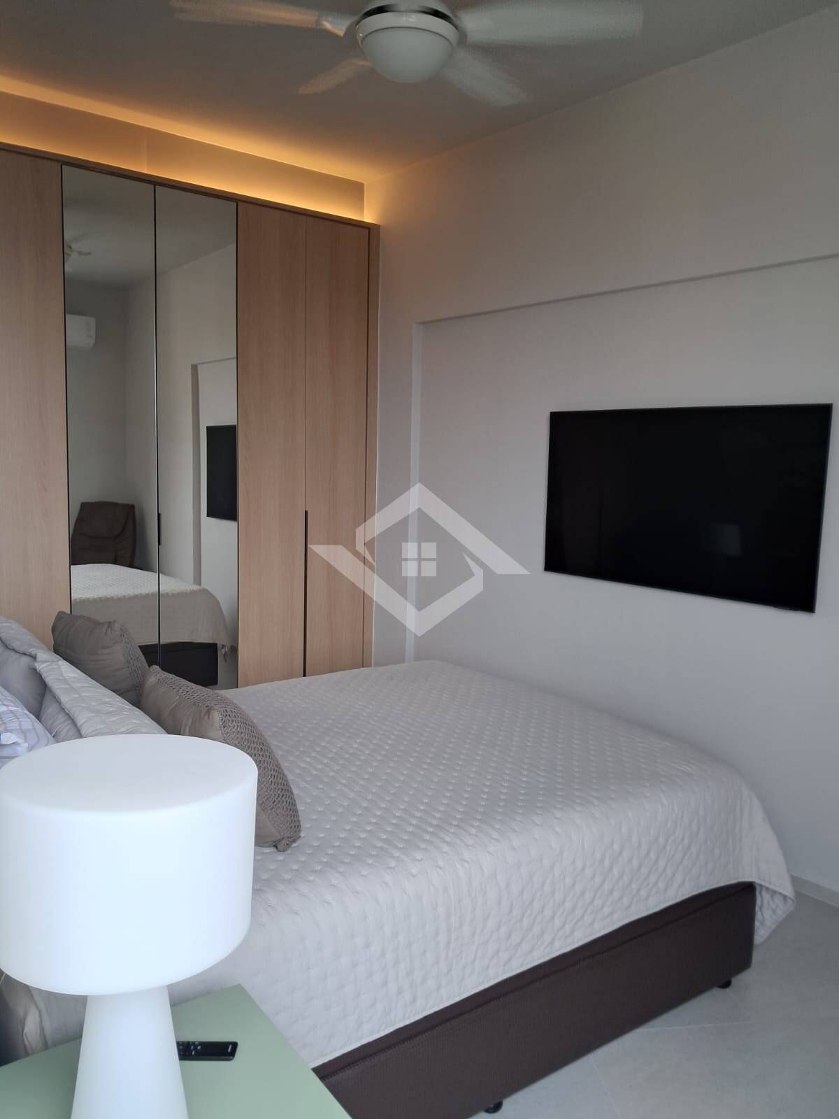 Apartamento à venda com 1 quarto, 42m² - Foto 7