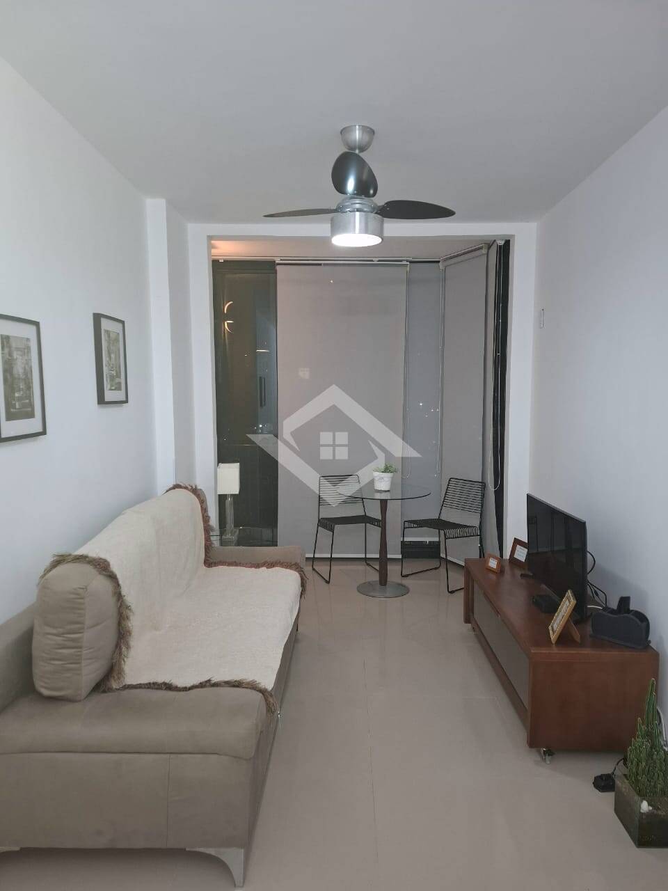 Apartamento à venda com 3 quartos, 69m² - Foto 1