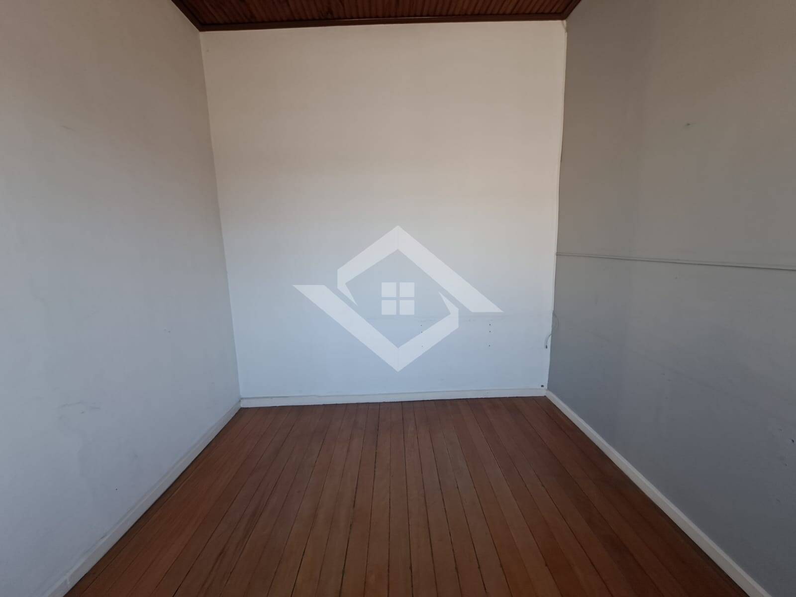 Casa à venda com 3 quartos, 110m² - Foto 11