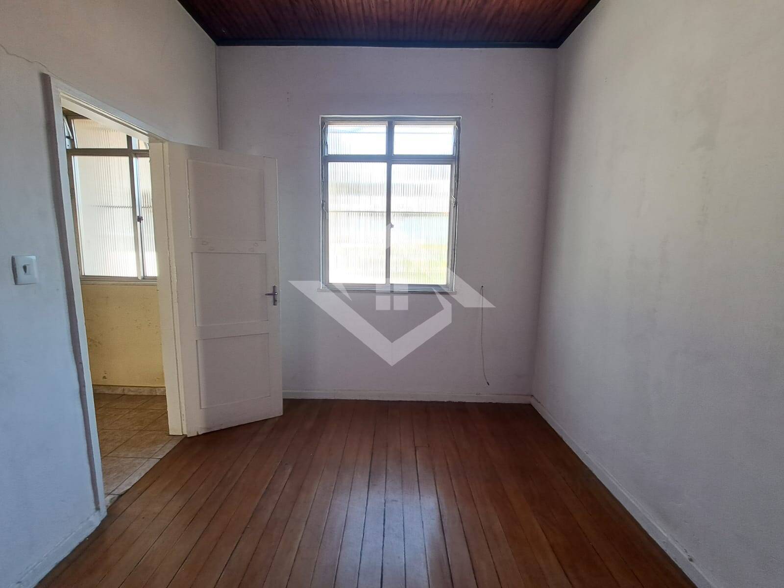 Casa à venda com 3 quartos, 110m² - Foto 14