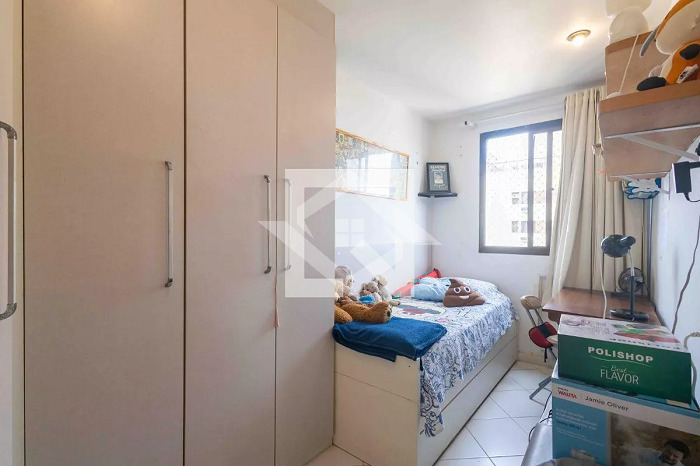 Apartamento à venda com 2 quartos, 64m² - Foto 4