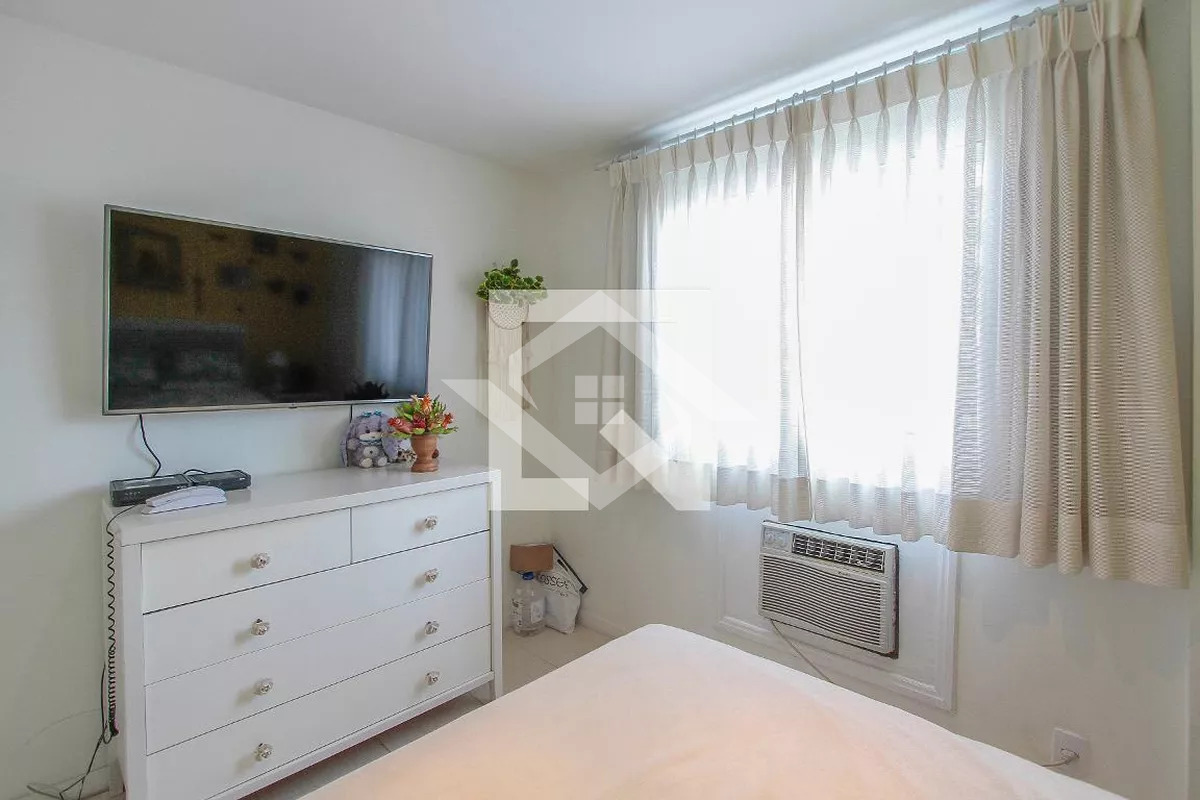 Apartamento à venda com 2 quartos, 62m² - Foto 16