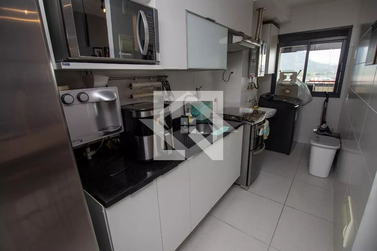 Apartamento à venda com 2 quartos, 69m² - Foto 12