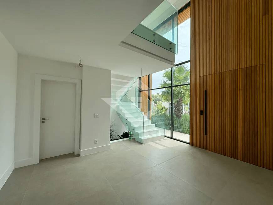 Casa à venda com 5 quartos, 600m² - Foto 9