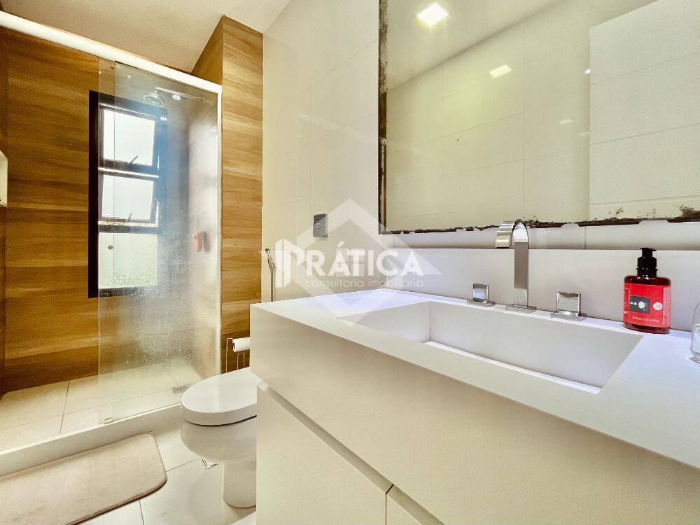 Apartamento à venda com 3 quartos, 160m² - Foto 3