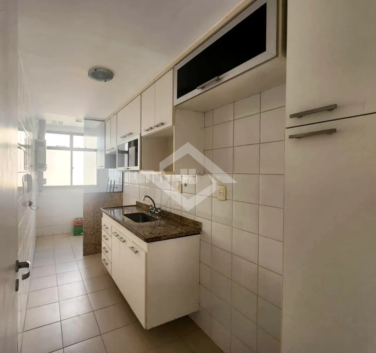 Apartamento à venda com 3 quartos, 83m² - Foto 10