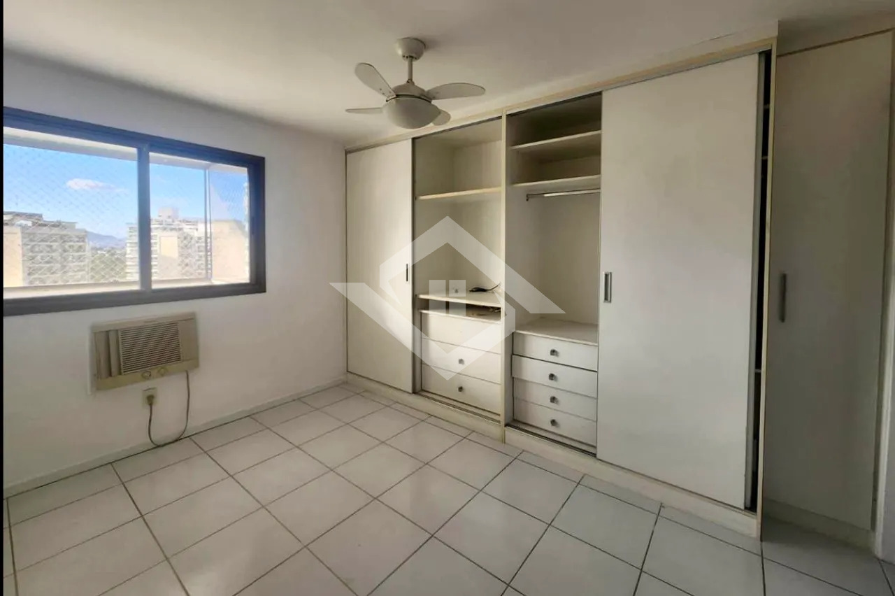 Apartamento à venda com 3 quartos, 83m² - Foto 11