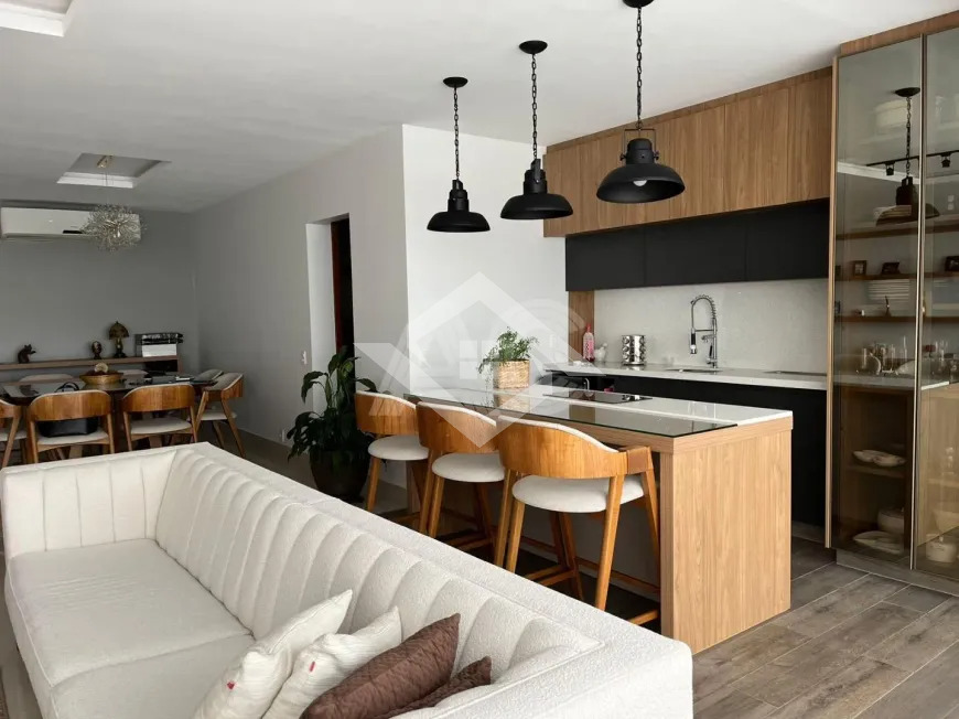 Apartamento à venda com 4 quartos, 161m² - Foto 17