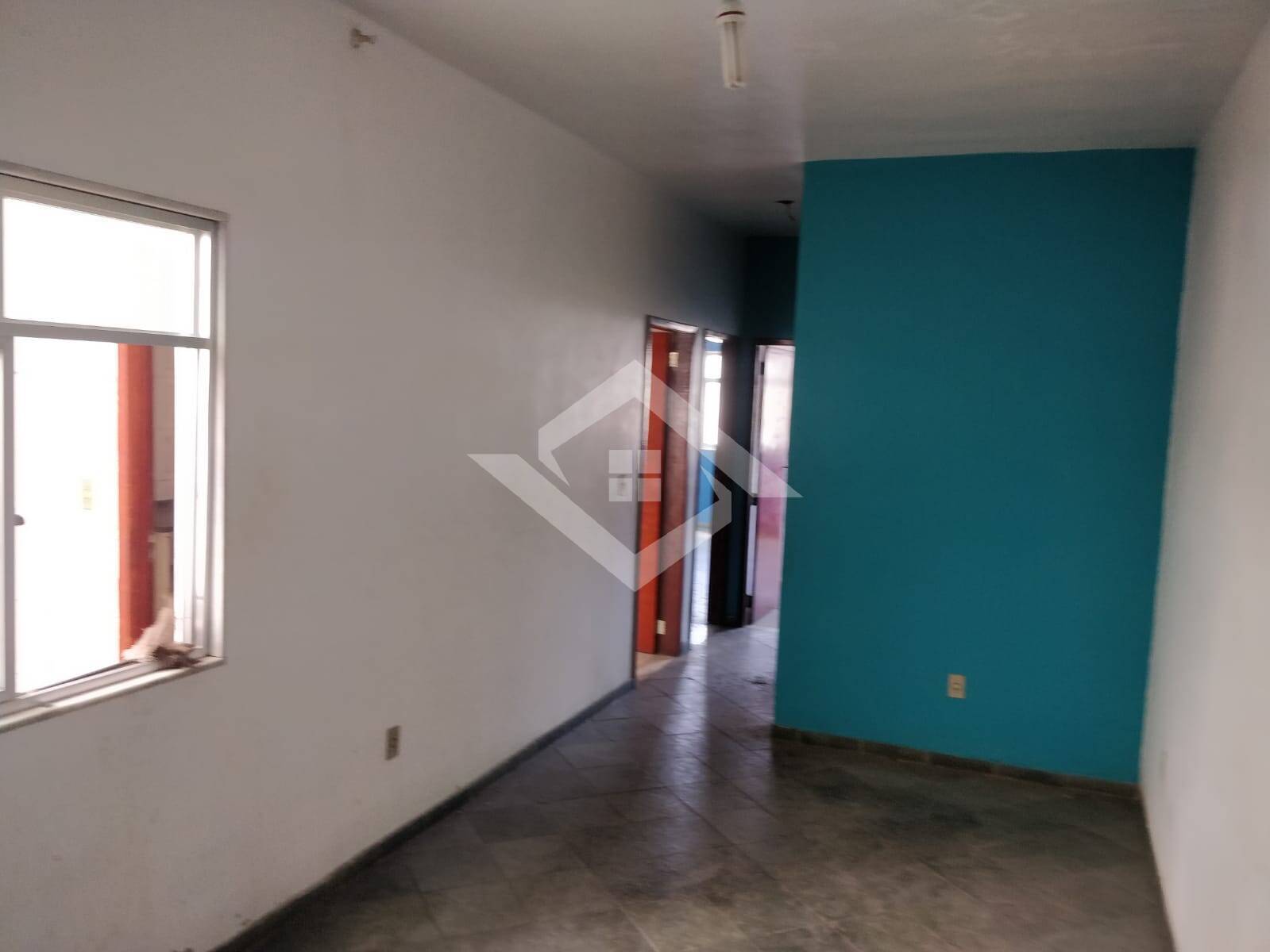 Casa à venda com 2 quartos, 65m² - Foto 5