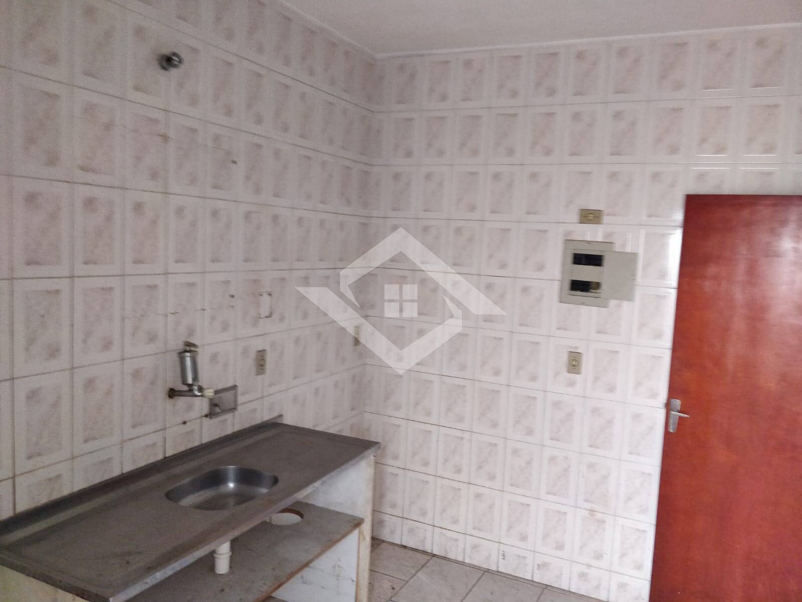 Casa à venda com 2 quartos, 65m² - Foto 17