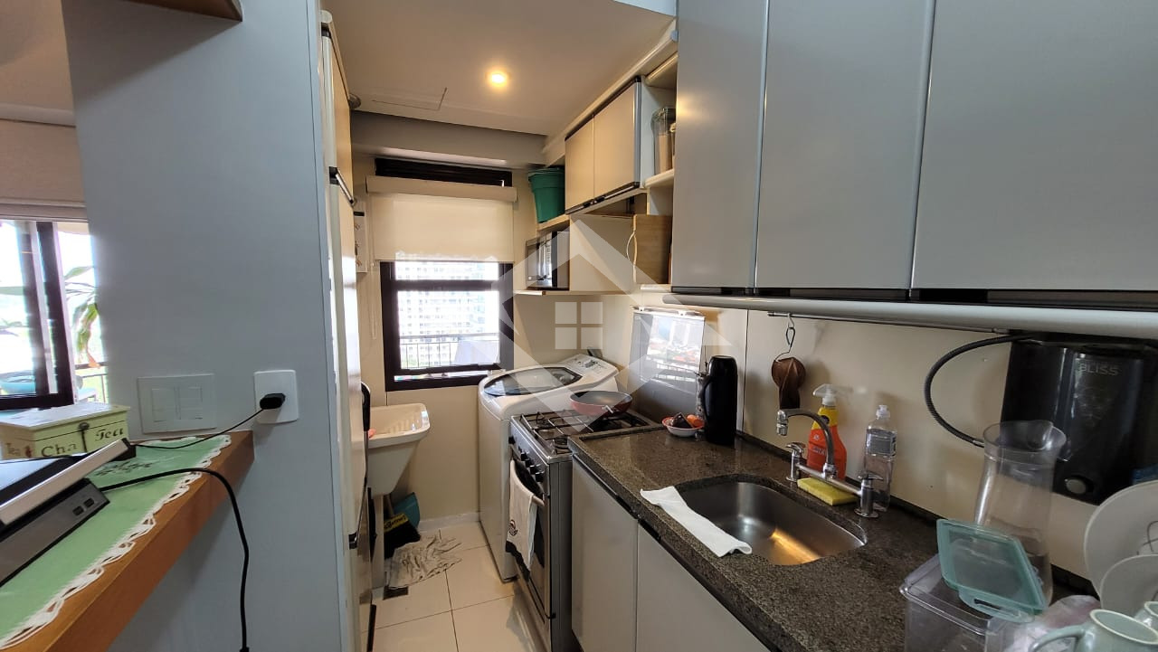 Apartamento à venda com 2 quartos, 67m² - Foto 5