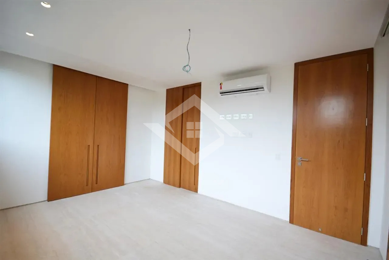 Casa à venda com 5 quartos, 1000m² - Foto 11