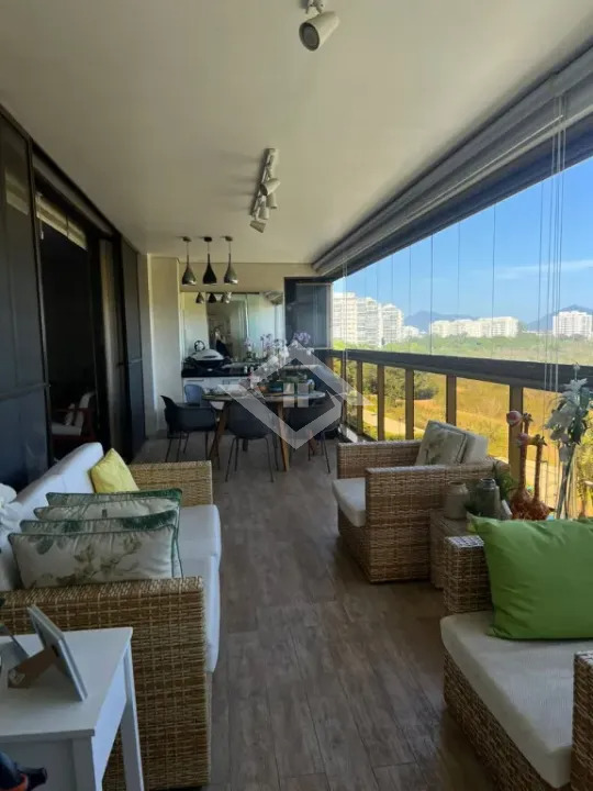 Apartamento à venda e aluguel com 3 quartos, 165m² - Foto 8