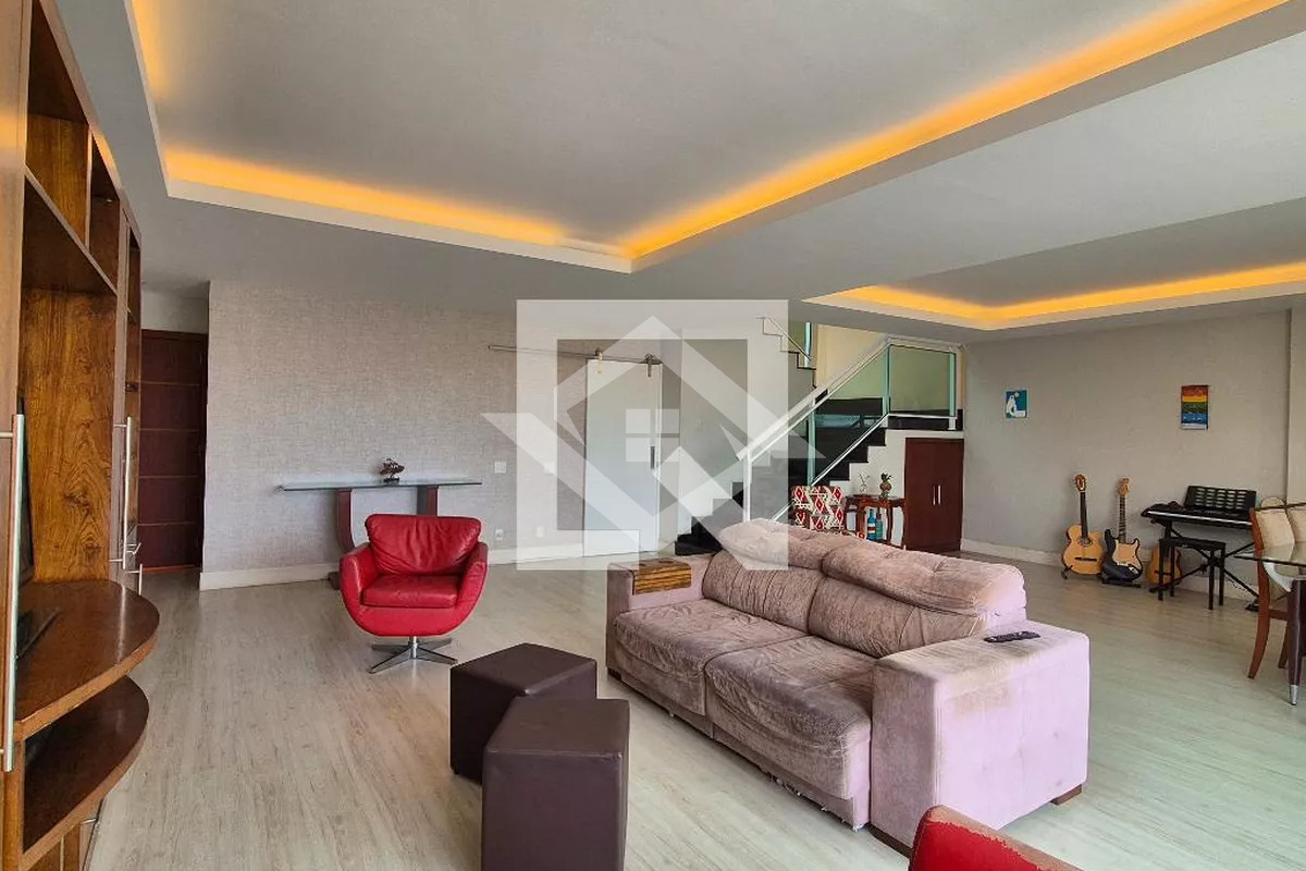 Apartamento à venda com 3 quartos, 360m² - Foto 3