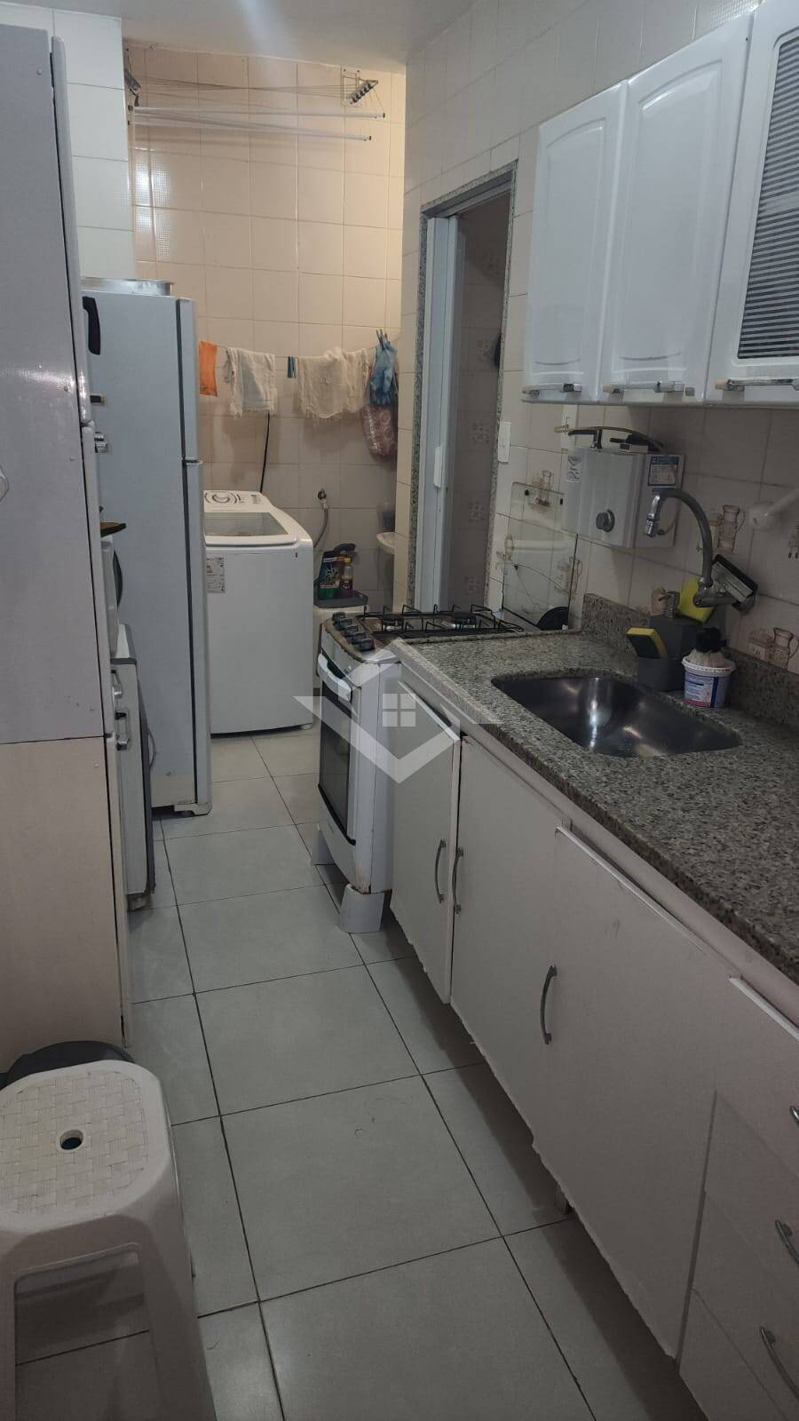 Apartamento à venda com 2 quartos, 60m² - Foto 10