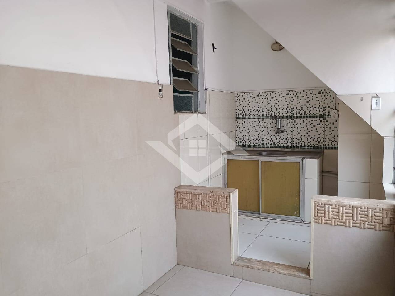 Casa à venda com 2 quartos, 200m² - Foto 17