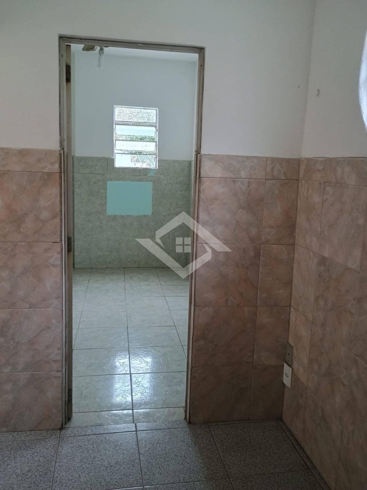 Casa à venda com 2 quartos, 200m² - Foto 16