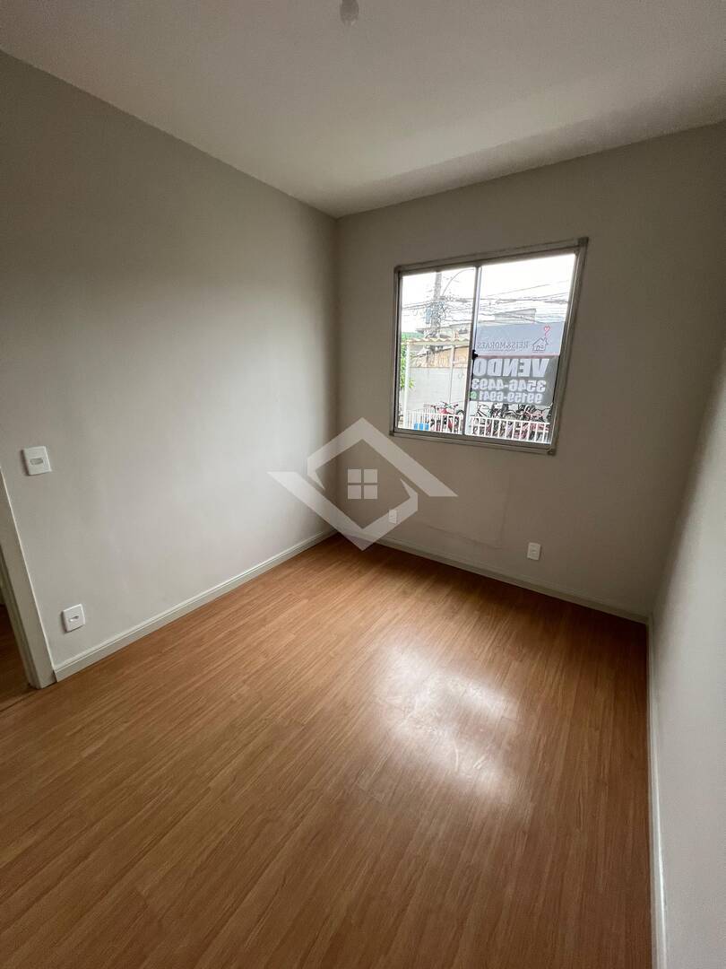 Apartamento à venda com 3 quartos, 55m² - Foto 2