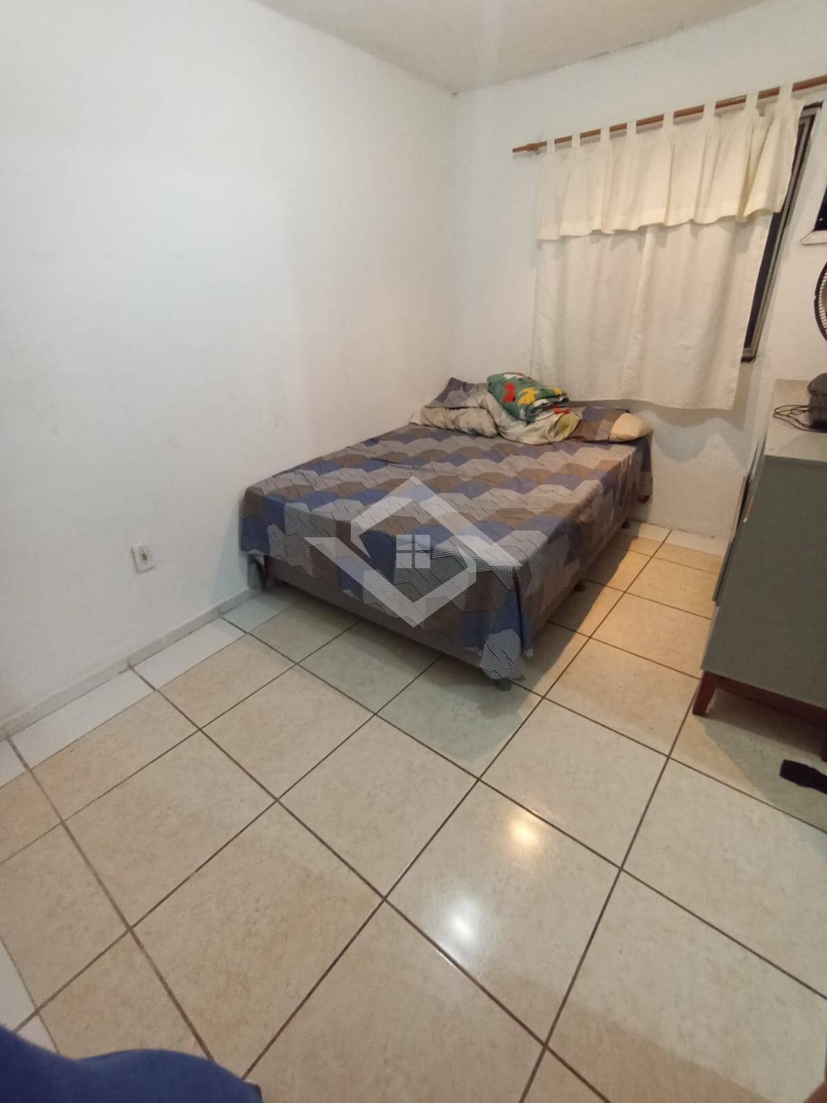 Casa à venda com 3 quartos, 70m² - Foto 2