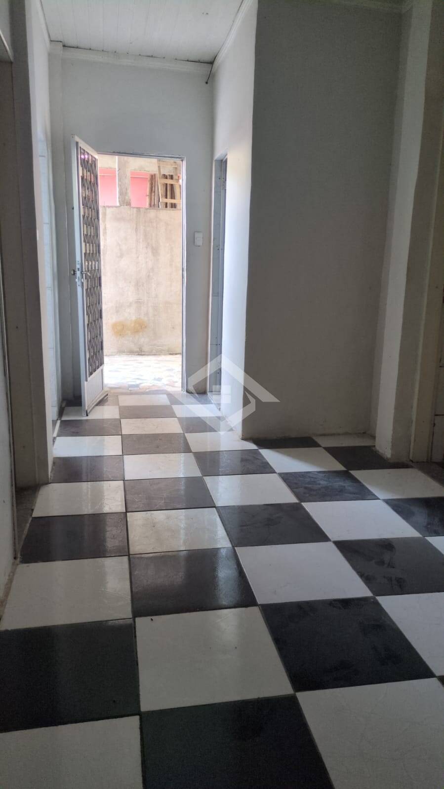 Casa à venda com 2 quartos, 100m² - Foto 12