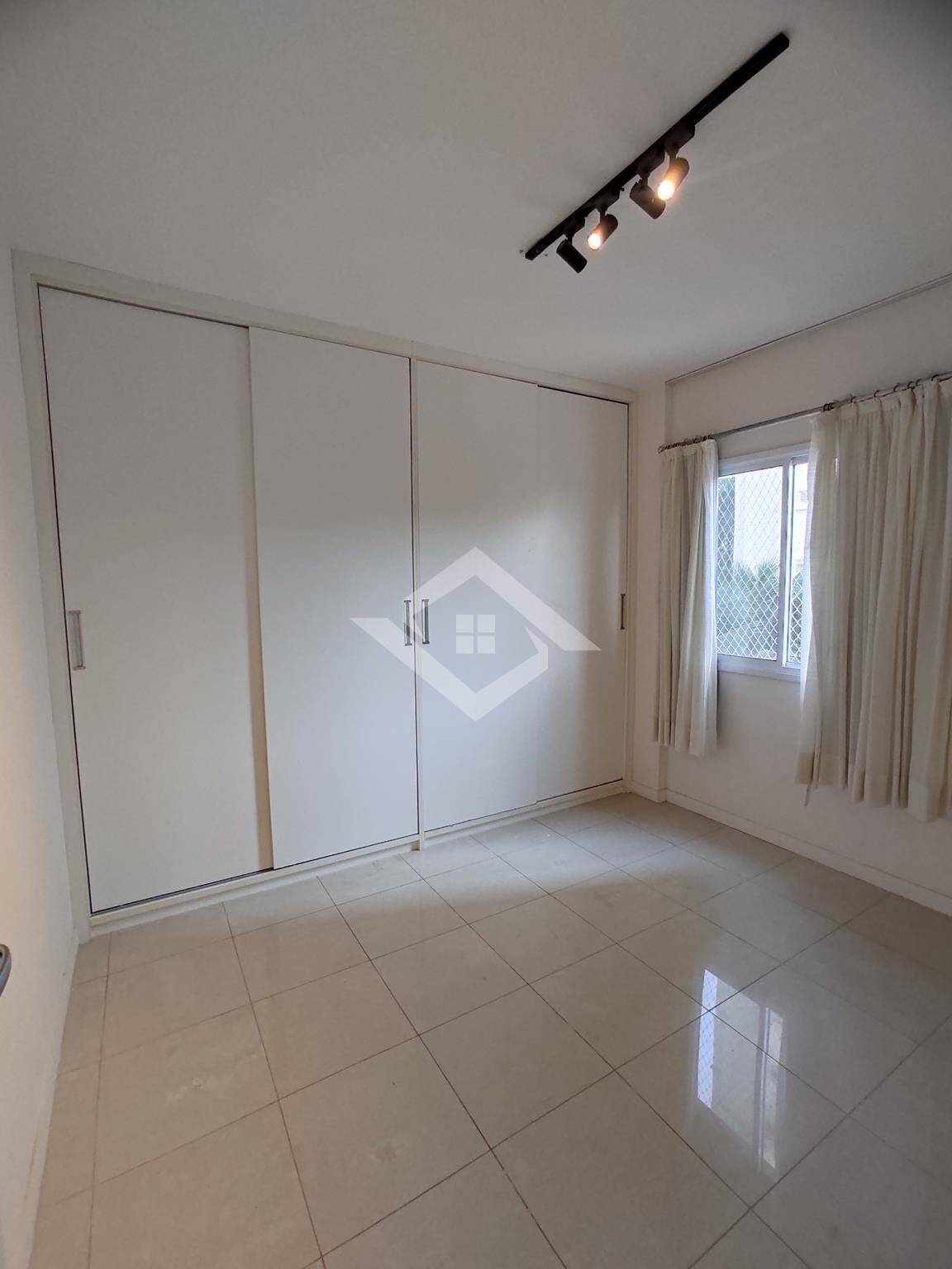 Apartamento à venda com 4 quartos, 113m² - Foto 11