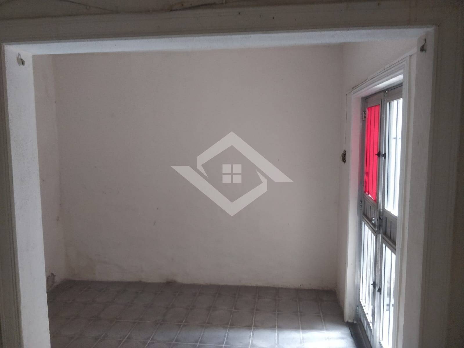 Casa à venda com 2 quartos, 55m² - Foto 14