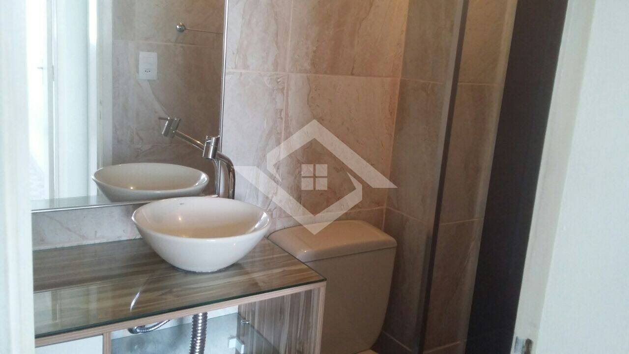 Apartamento à venda e aluguel com 2 quartos, 66m² - Foto 17