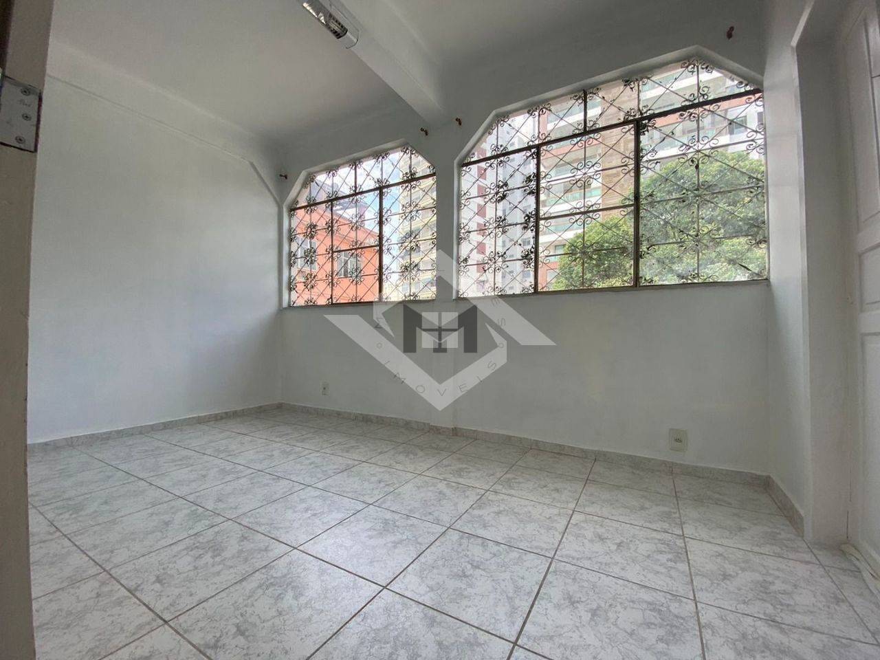 Casa à venda e aluguel com 16 quartos, 299m² - Foto 8