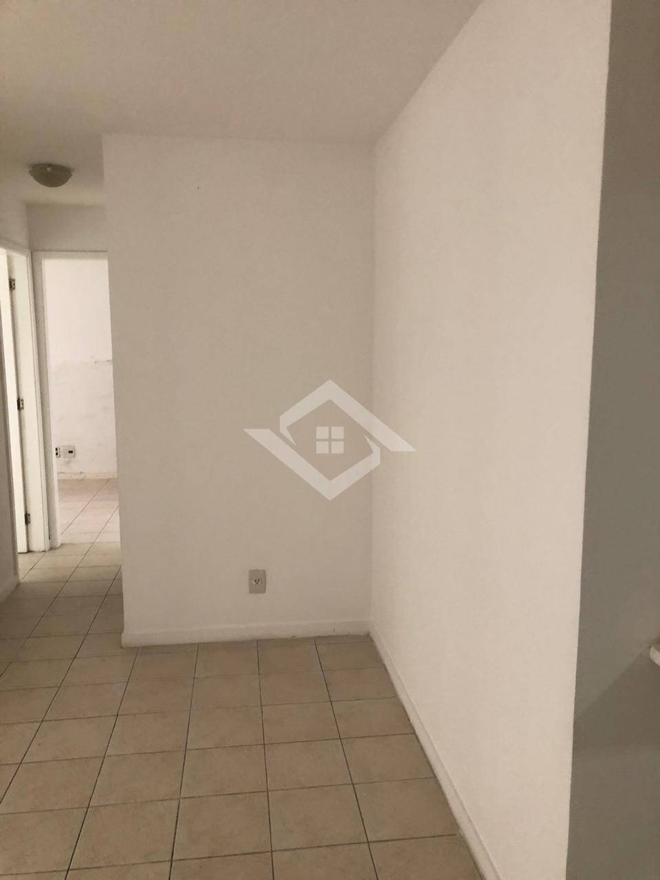 Apartamento para alugar com 2 quartos, 77m² - Foto 3