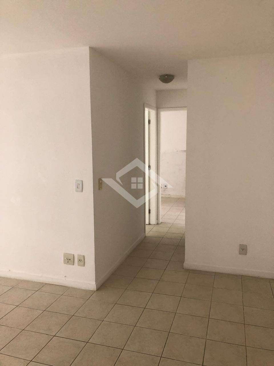 Apartamento para alugar com 2 quartos, 77m² - Foto 8