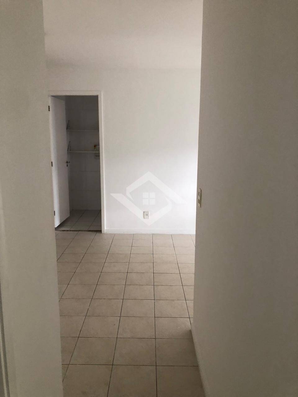 Apartamento para alugar com 2 quartos, 77m² - Foto 9