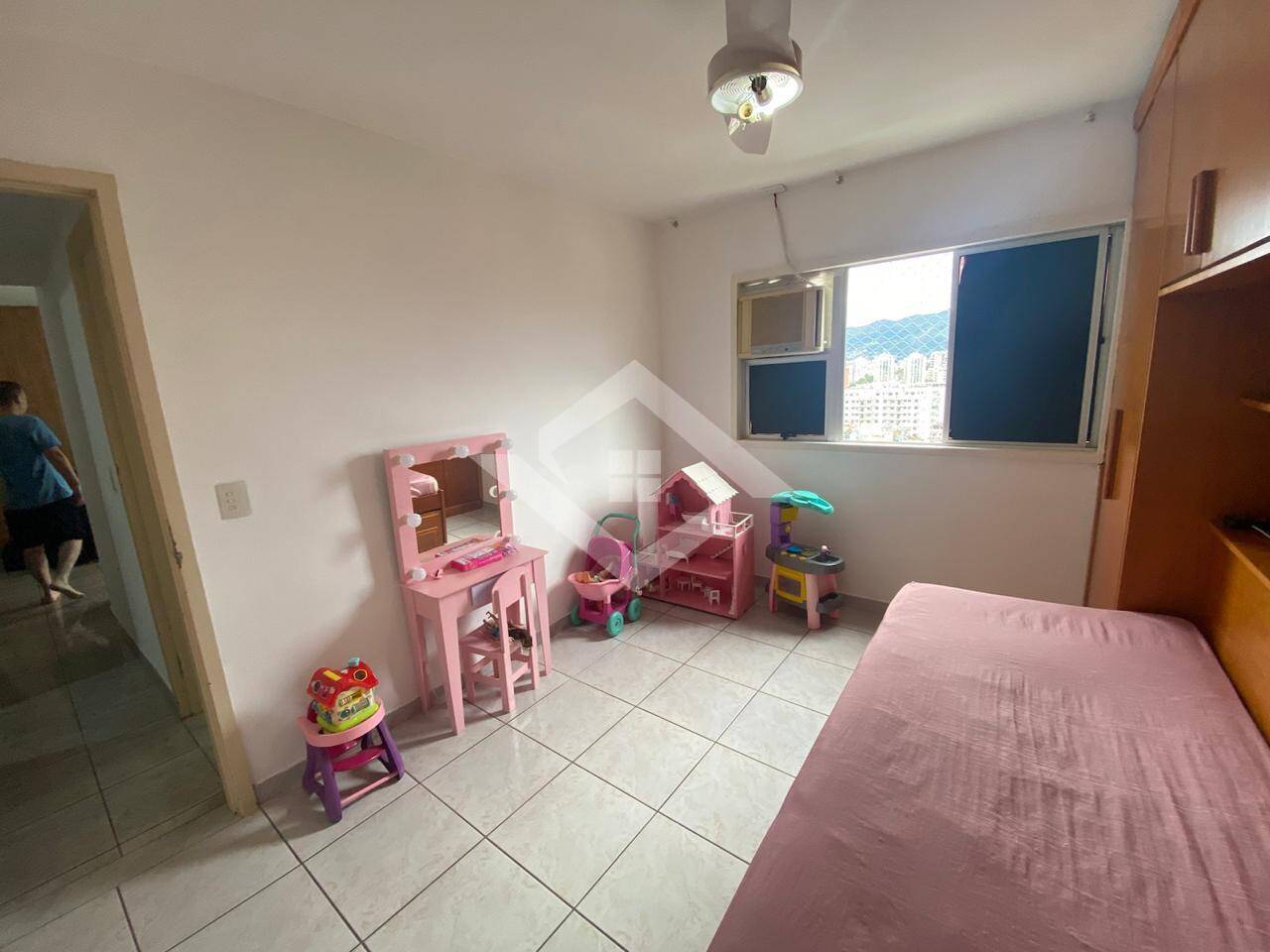 Apartamento para alugar com 3 quartos, 140m² - Foto 24