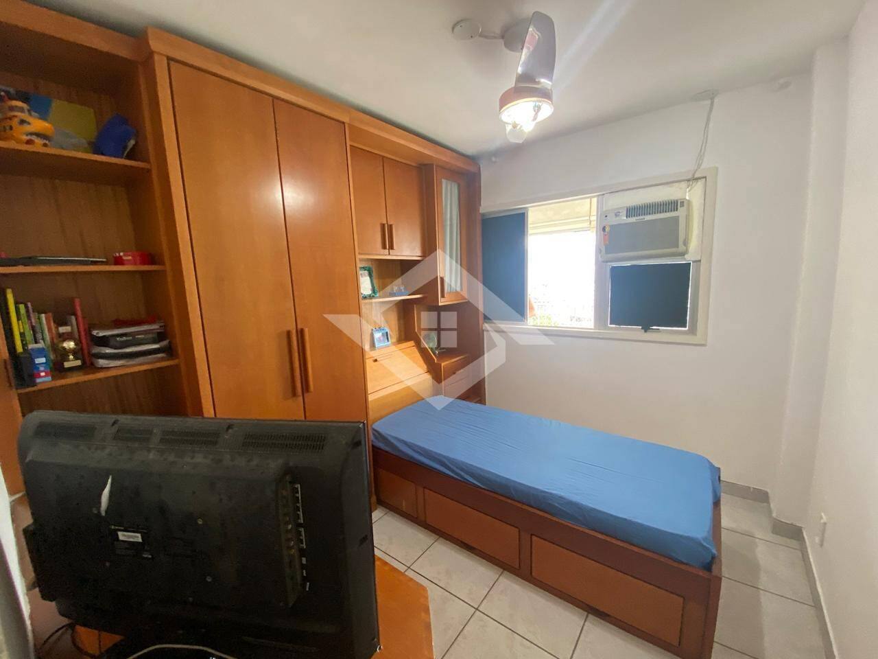 Apartamento para alugar com 3 quartos, 140m² - Foto 29