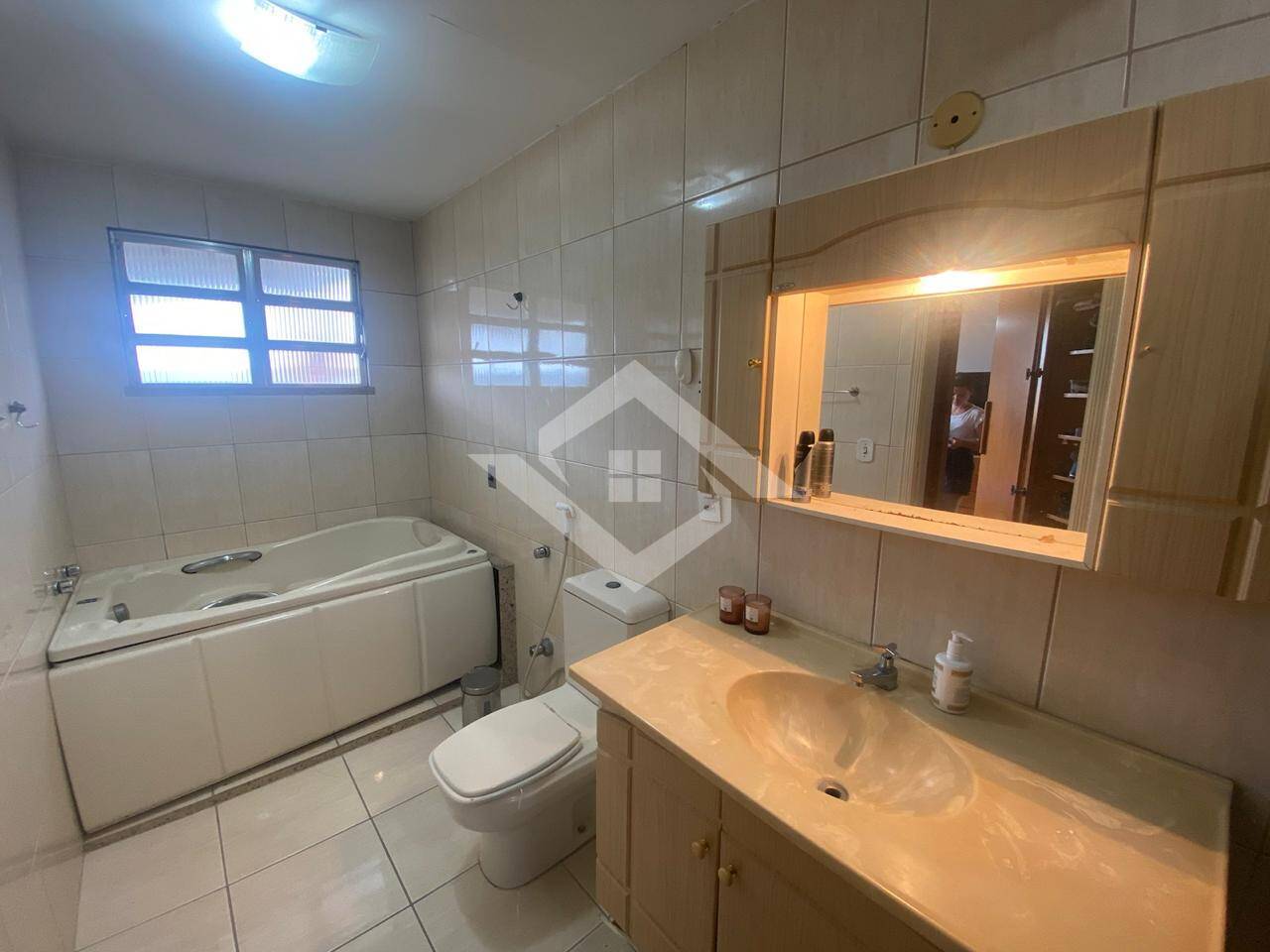 Apartamento para alugar com 3 quartos, 140m² - Foto 45