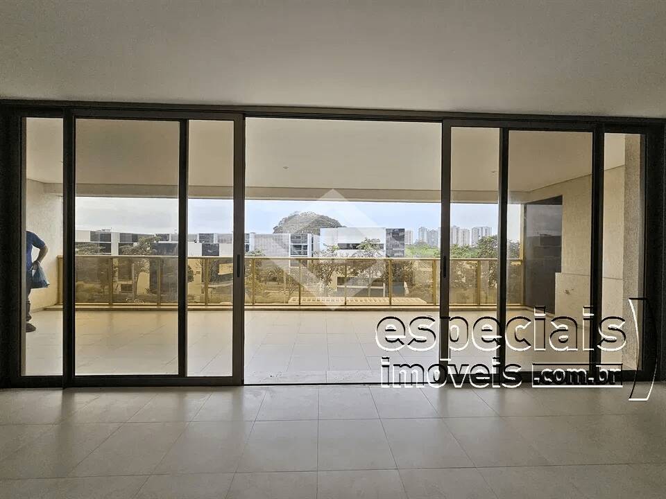 Apartamento à venda com 4 quartos, 218m² - Foto 14