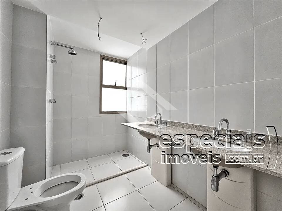 Apartamento à venda com 4 quartos, 218m² - Foto 17