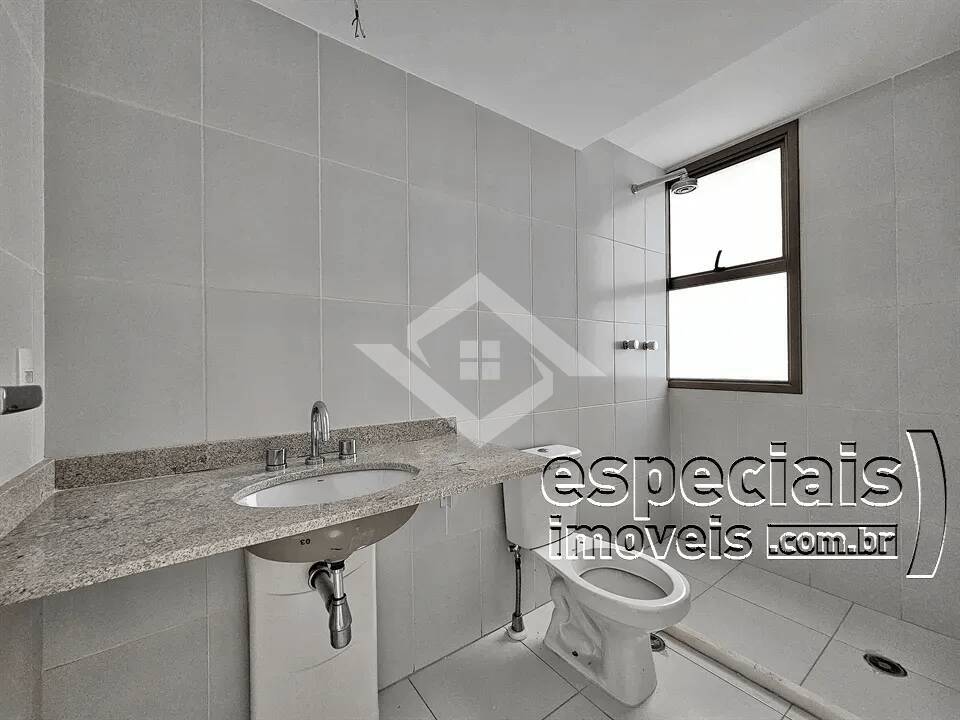 Apartamento à venda com 4 quartos, 218m² - Foto 15