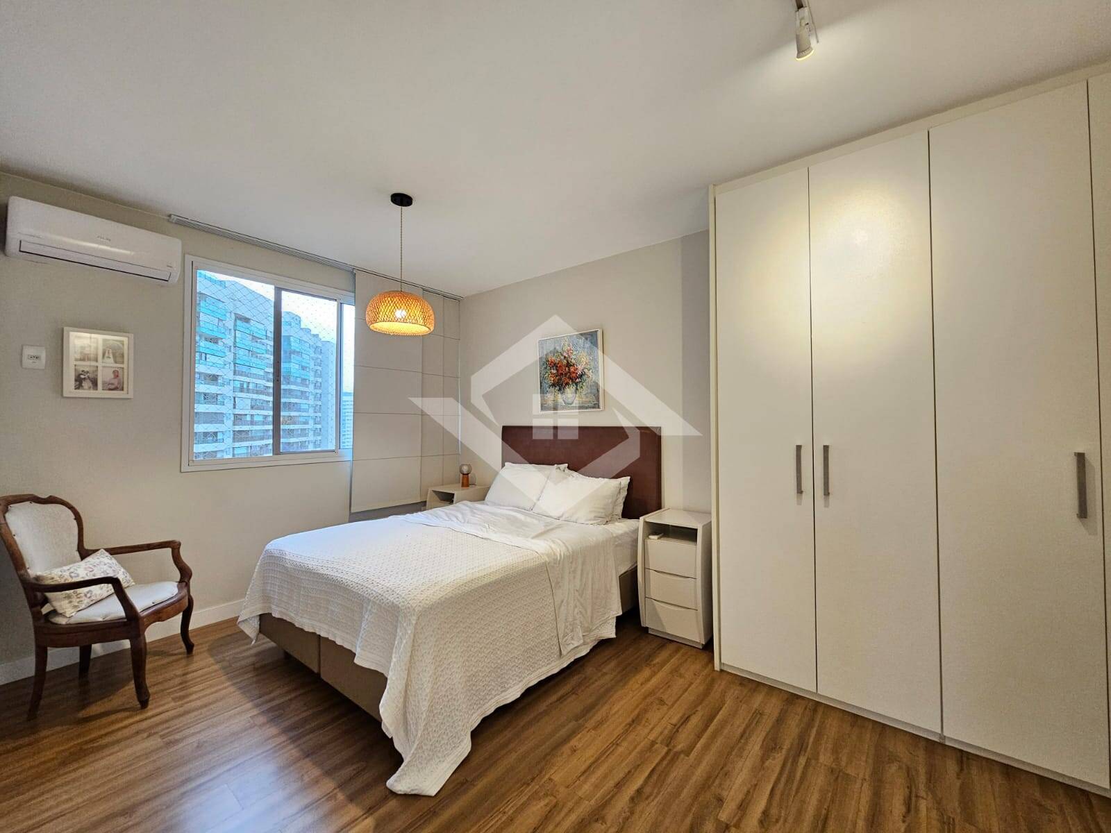 Apartamento à venda com 4 quartos, 144m² - Foto 29