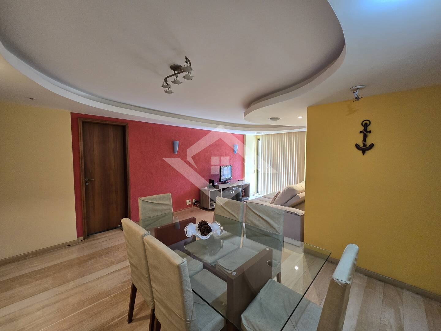 Apartamento à venda com 3 quartos, 116m² - Foto 2