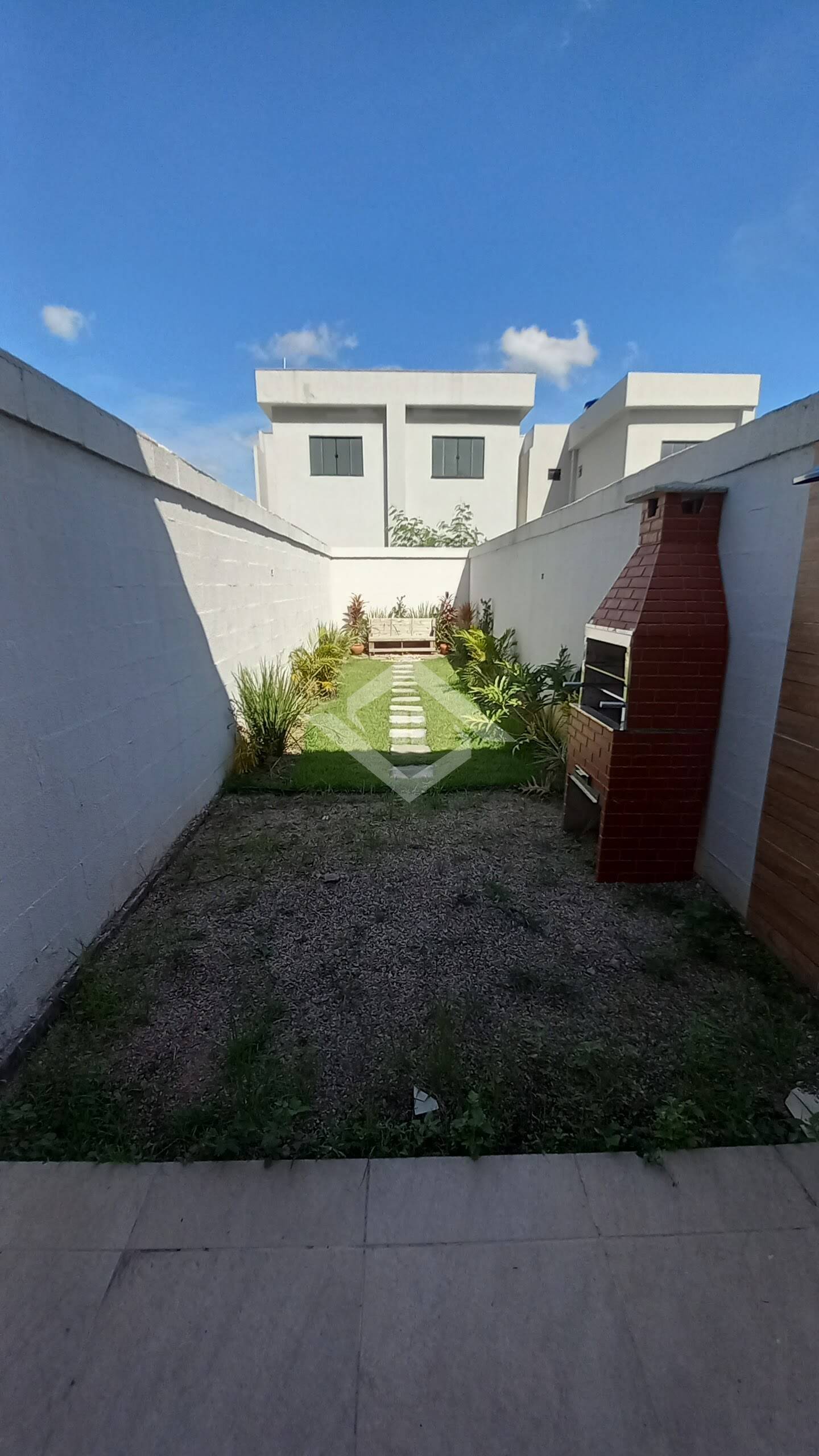 Casa à venda com 2 quartos, 110m² - Foto 7