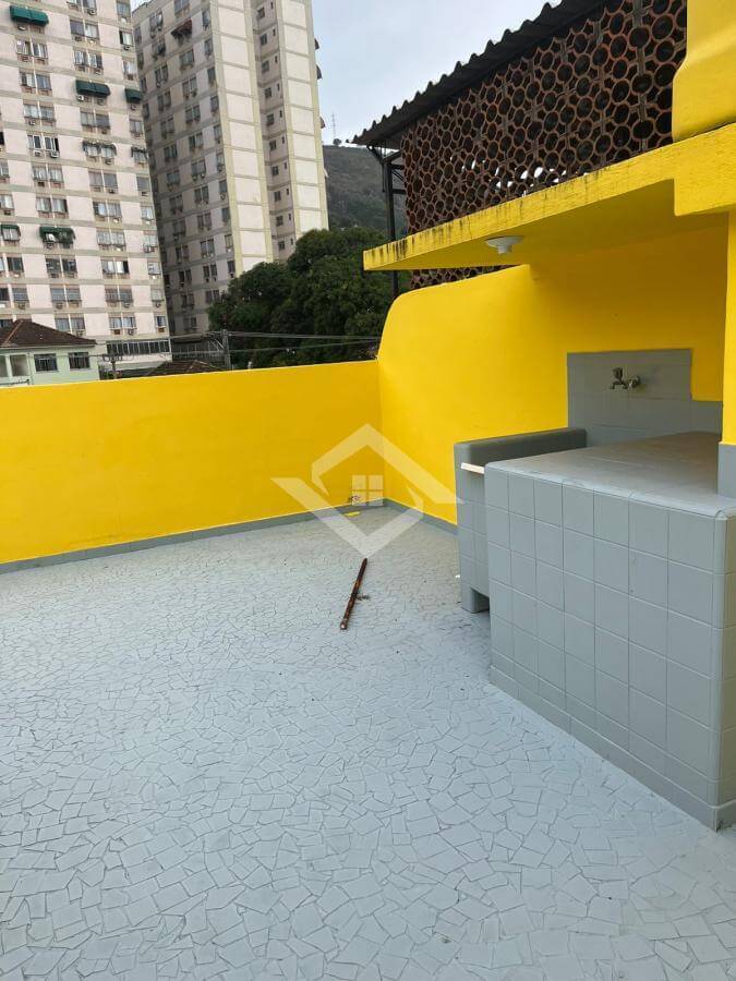 Casa à venda com 2 quartos, 100m² - Foto 14