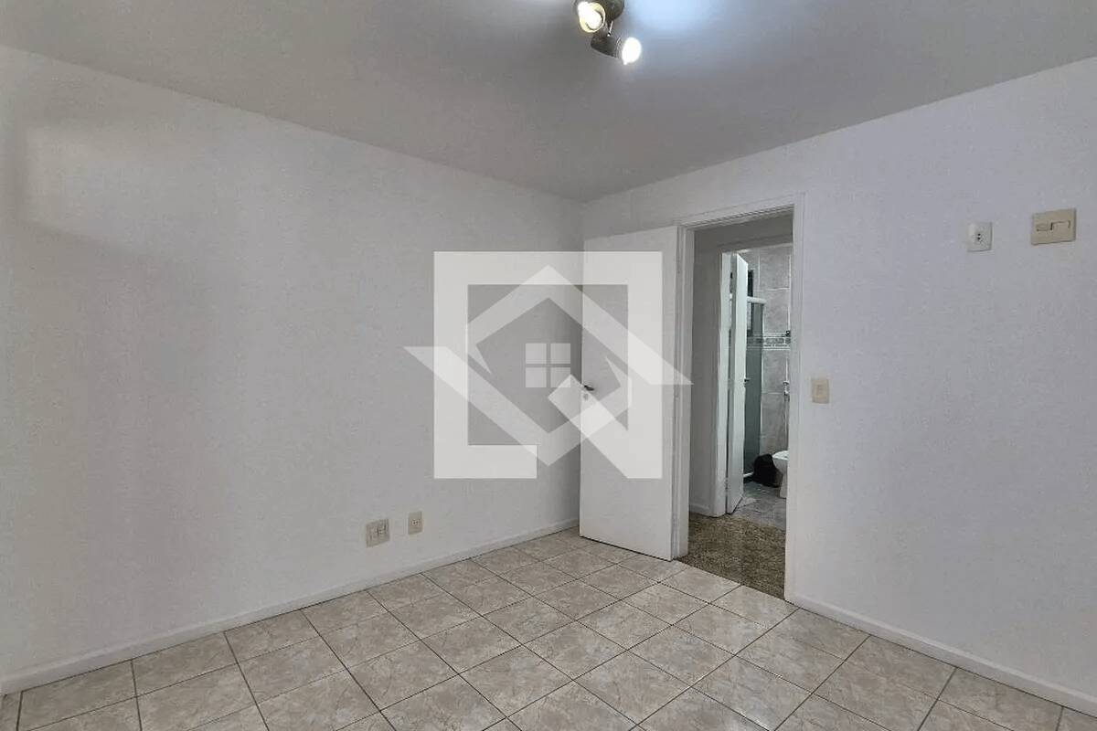 Apartamento à venda com 3 quartos, 107m² - Foto 15