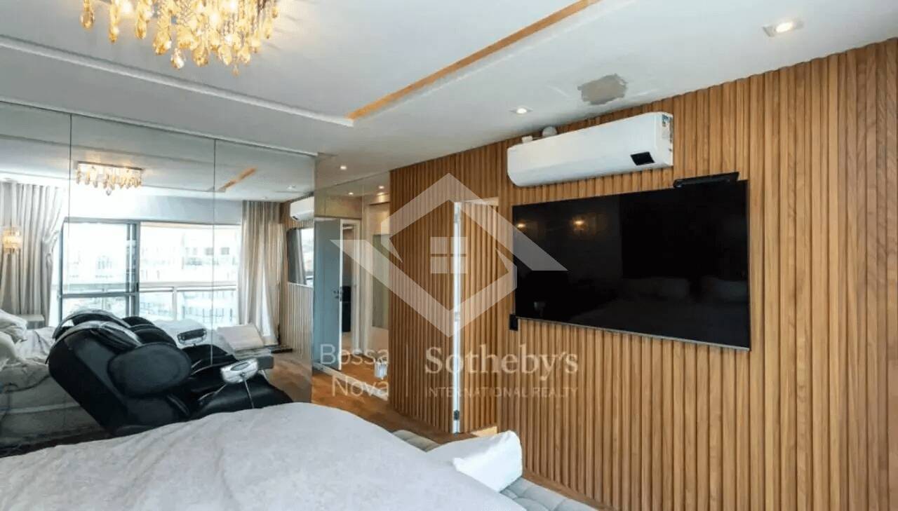 Apartamento para alugar com 4 quartos, 233m² - Foto 14