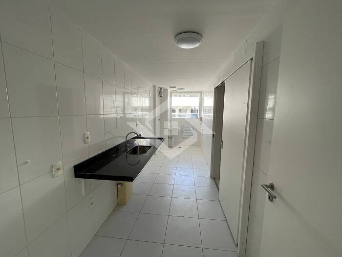 Apartamento à venda com 4 quartos, 247m² - Foto 11