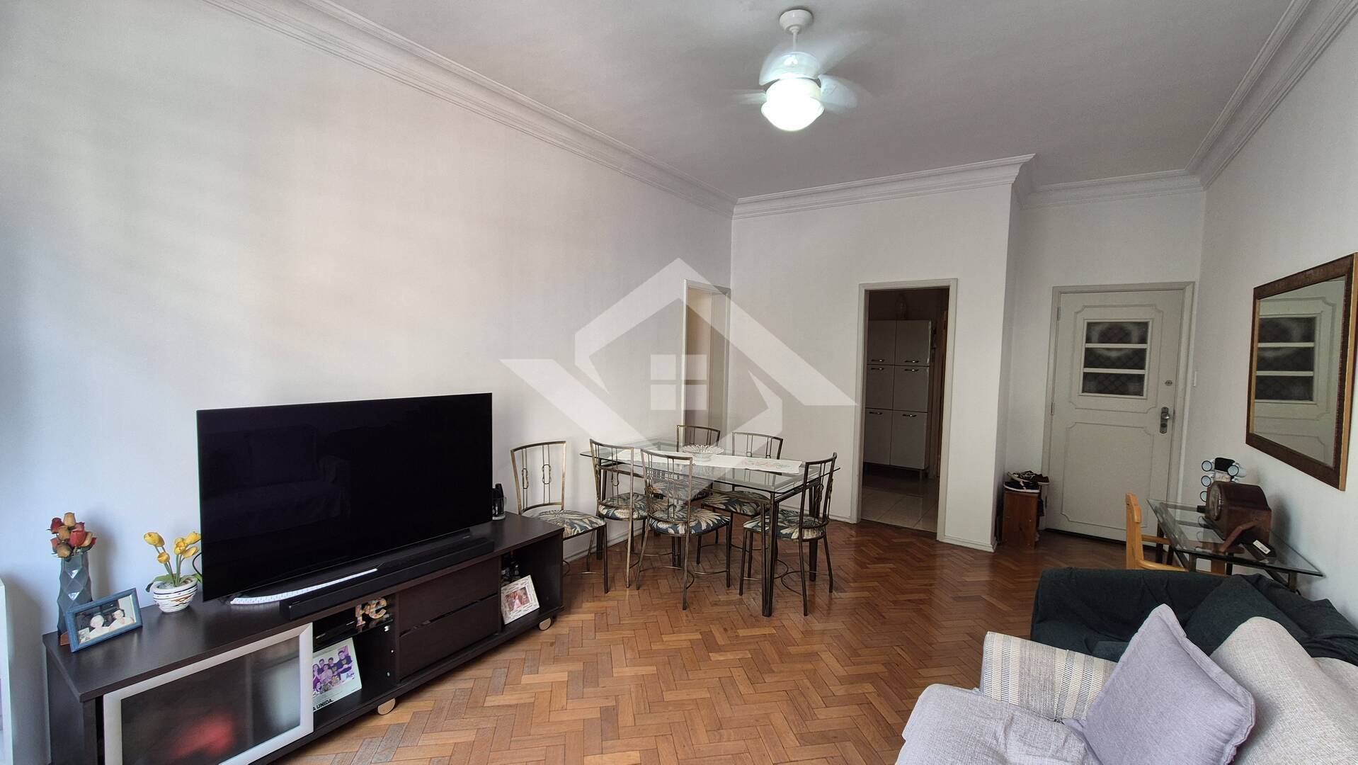 Apartamento à venda com 3 quartos, 99m² - Foto 2