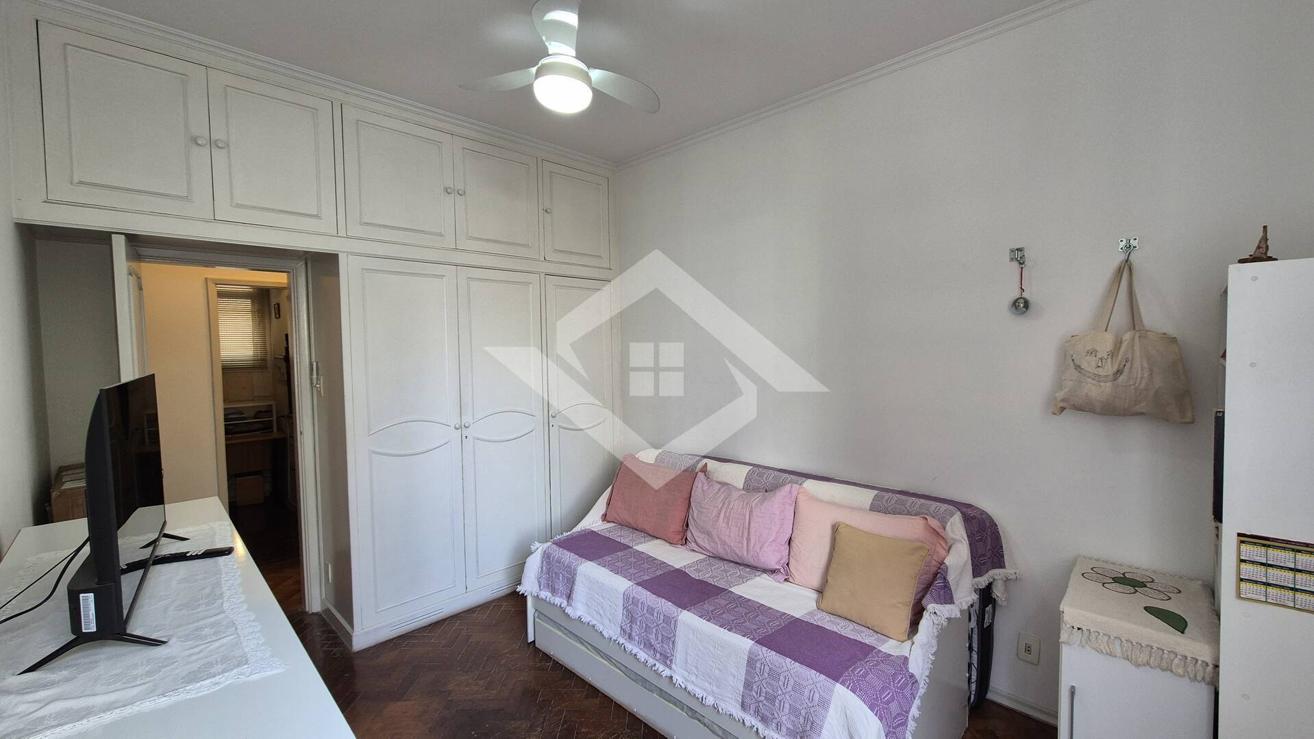 Apartamento à venda com 3 quartos, 99m² - Foto 4