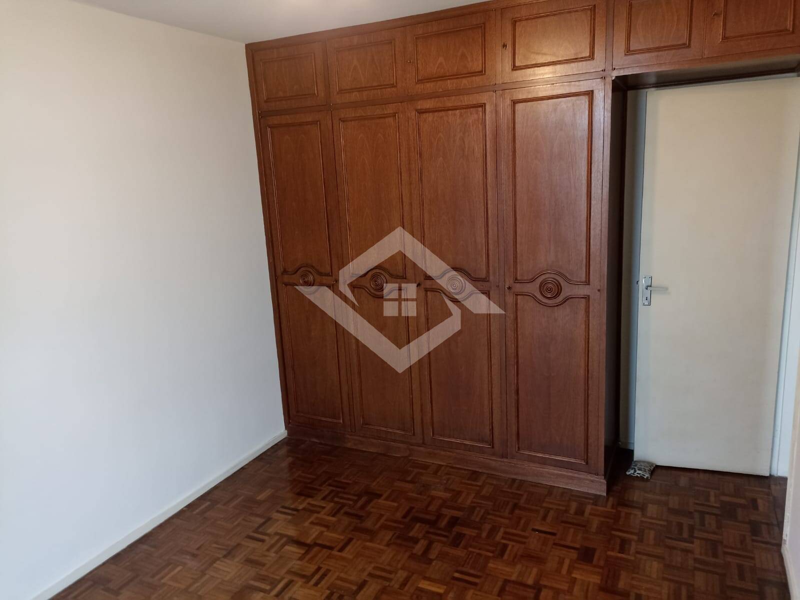 Apartamento à venda com 3 quartos, 100m² - Foto 11