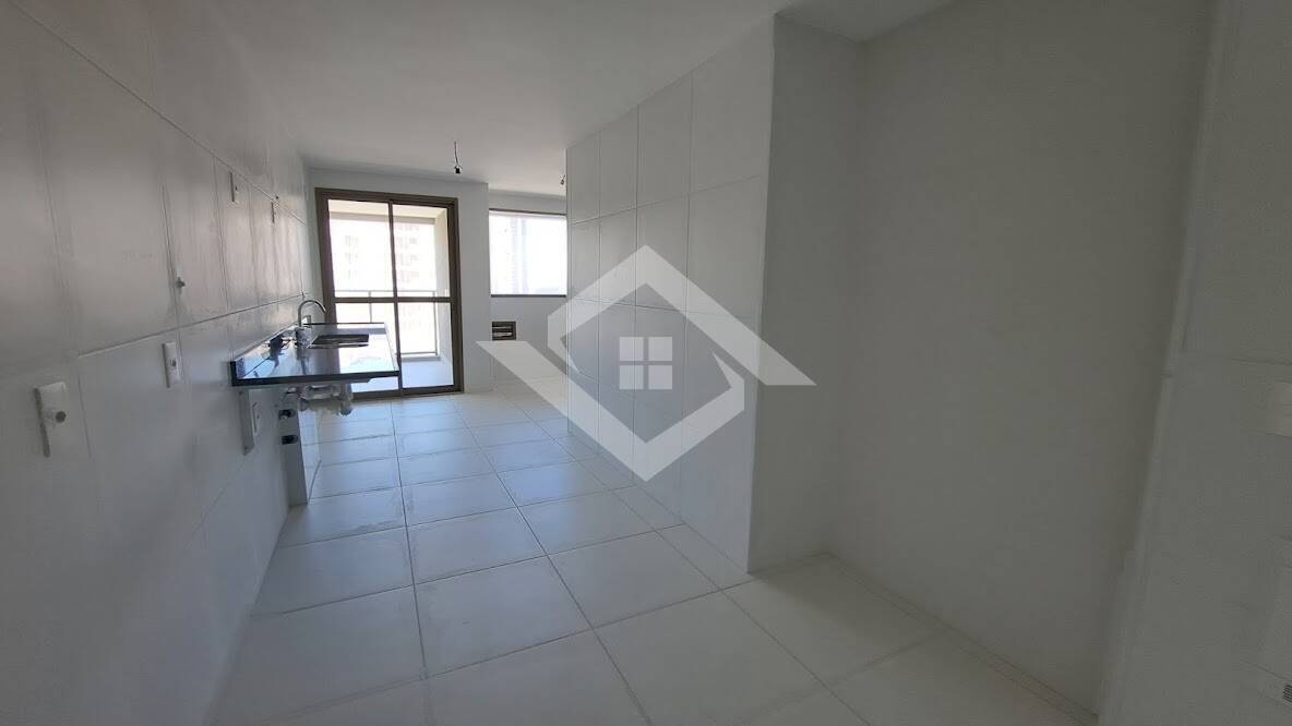 Apartamento à venda com 4 quartos, 184m² - Foto 19